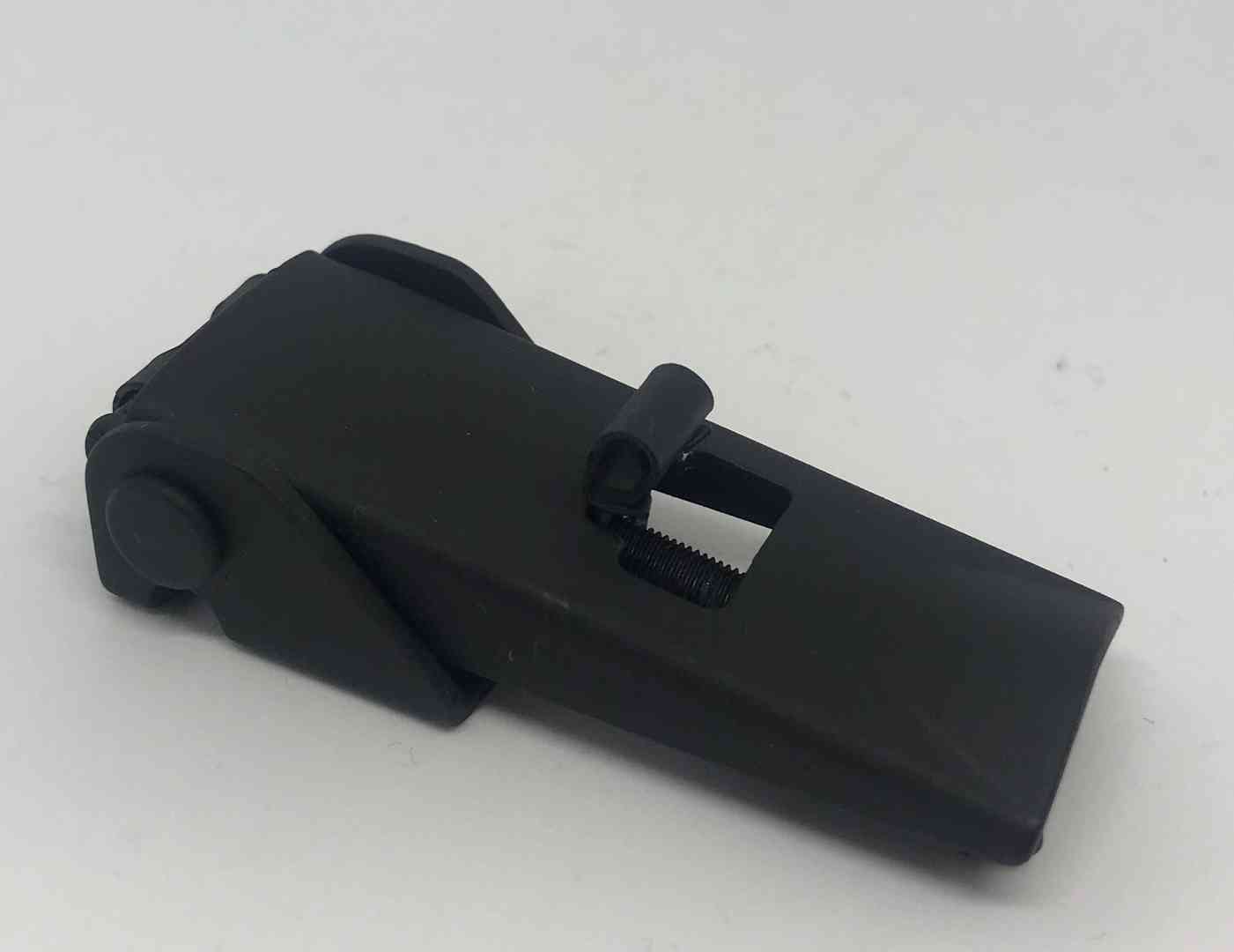 matte black latch